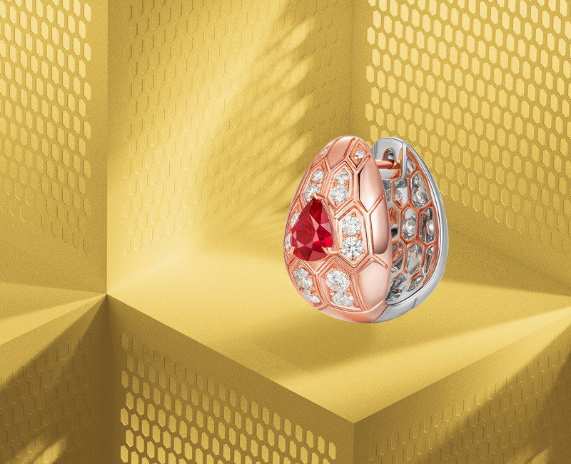 Collection Serpent : fabrication de bijoux sur-mesure et collections propres en haute joaillerie.